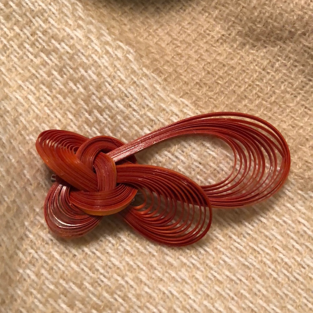 NWOT Lovely Hand-Crafted Brooch
